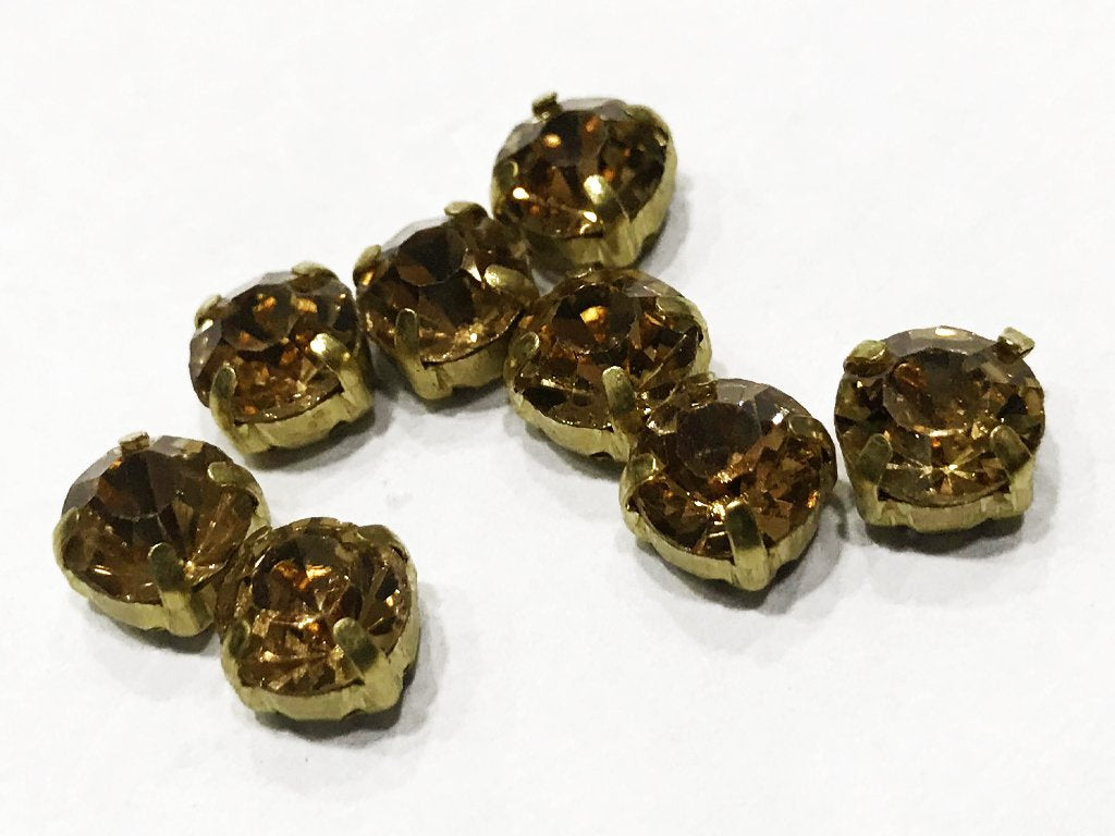 golden-circular-glass-stones-with-catcher-16-ss