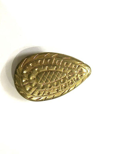 golden-color-drop-shaped-plastic-beads