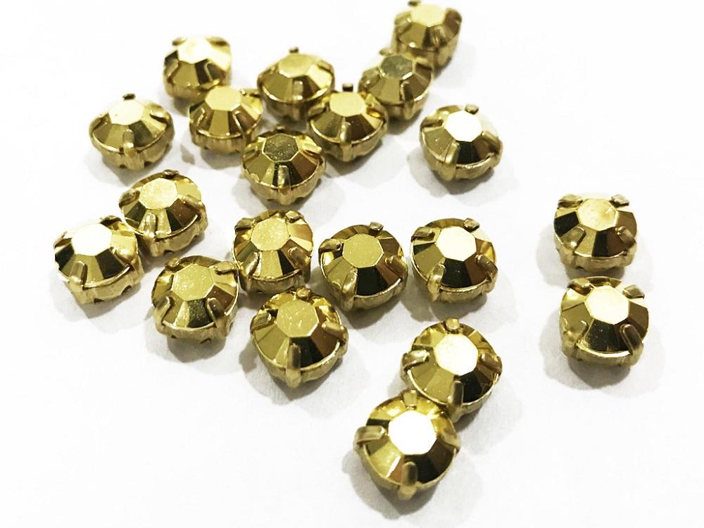 golden-matte-circular-resin-stones-with-catcher-28-ss