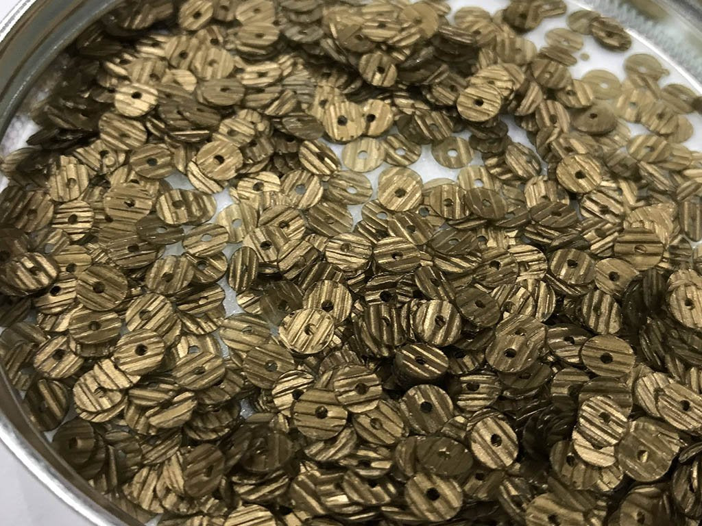 golden-matte-flat-circular-plastic-sequins