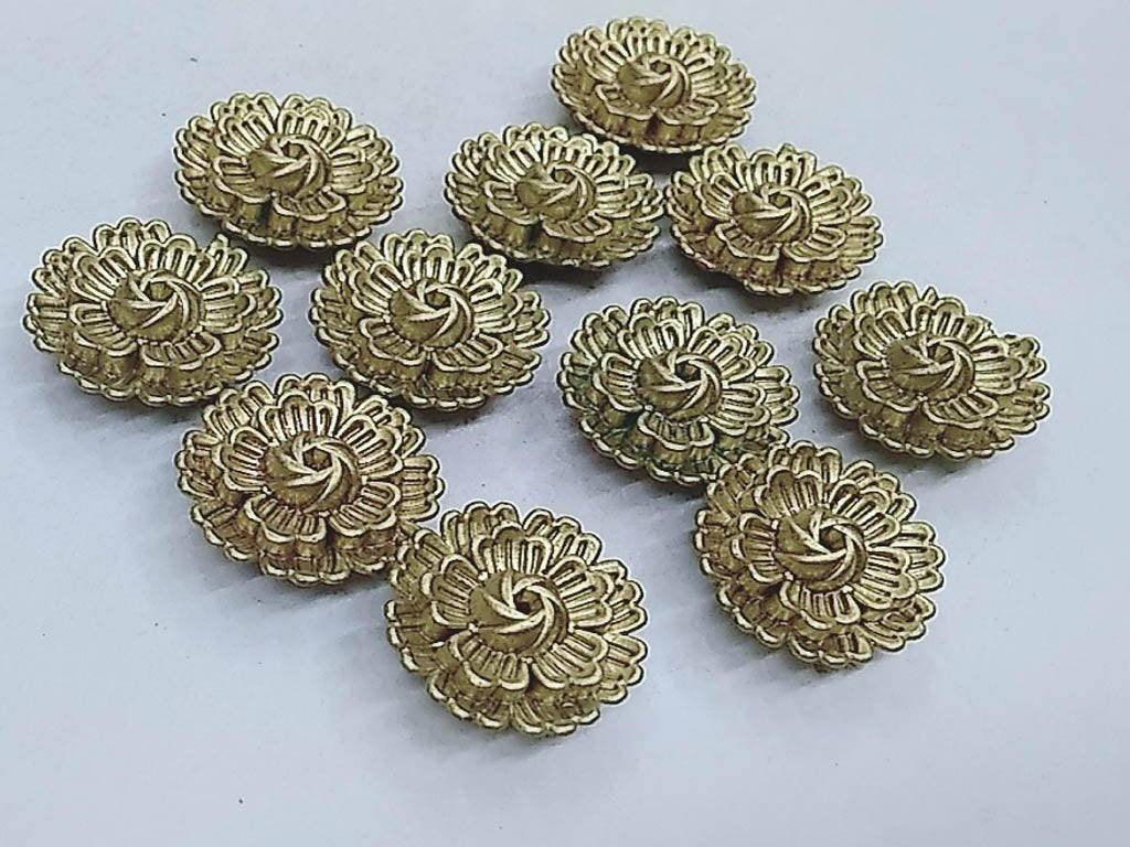 golden-matte-flower-plastic-stones-with-hole-25-mm