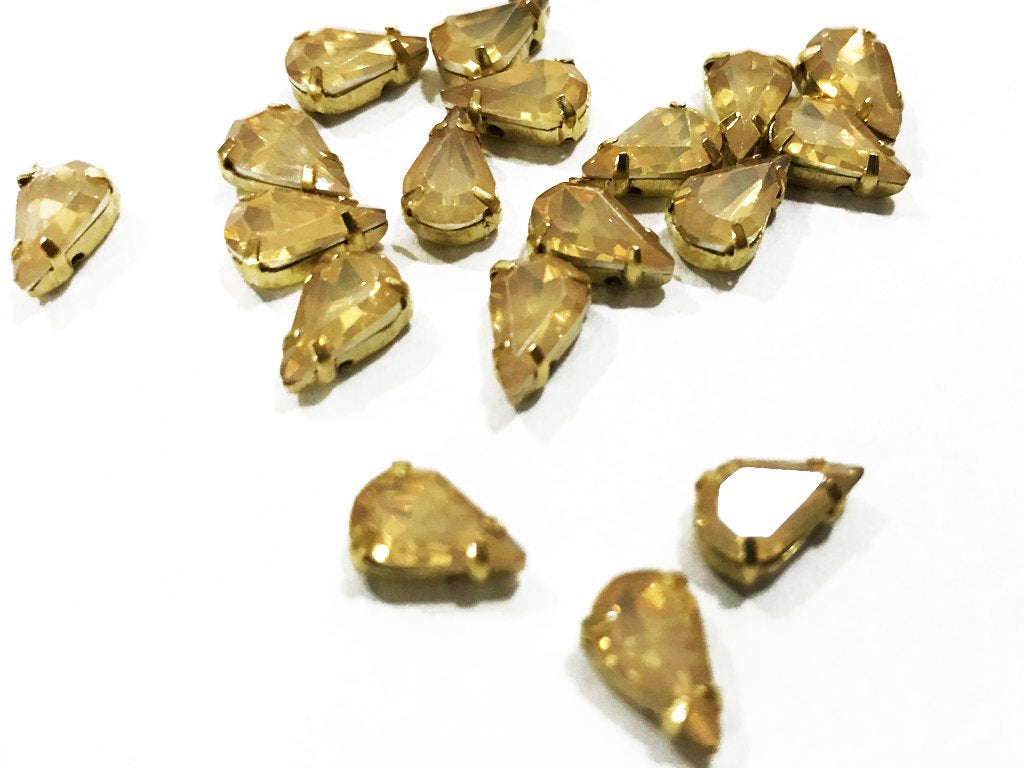 golden-opal-drop-resin-stones-with-catcher-10x6-mm