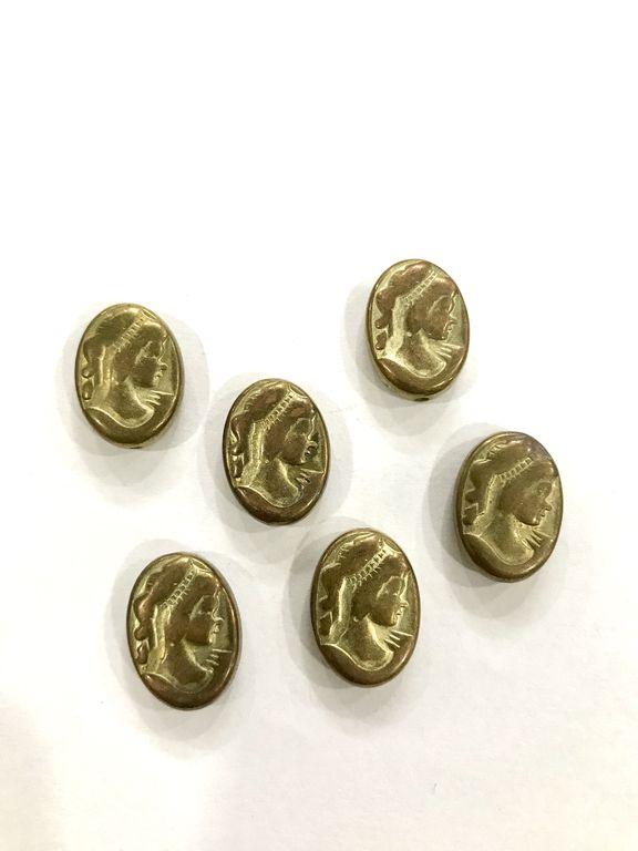 golden-oval-shaped-ccb-plastic-charmslady-design