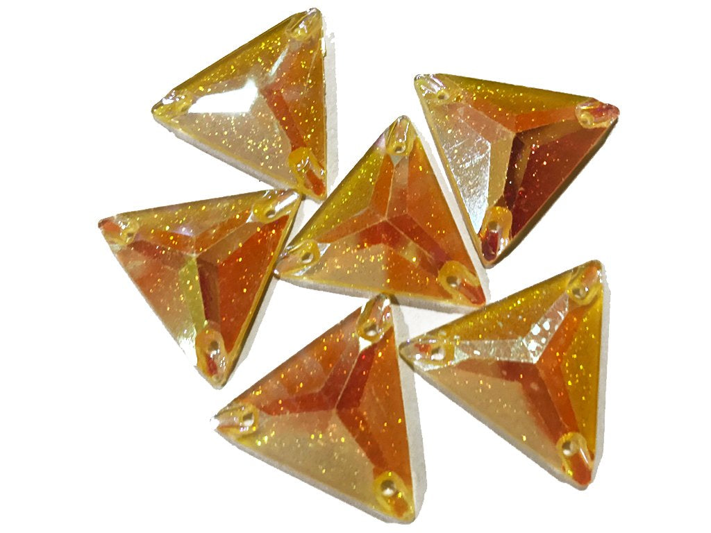 golden-rainbow-triangular-zari-plastic-stones-25x25x25-mm