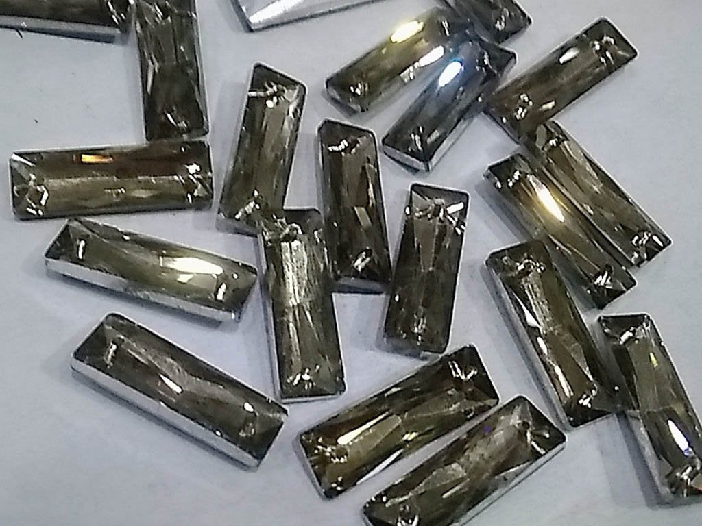 golden-transparent-rectangular-stick-glass-stones-with-pointed-back-10x30-mm