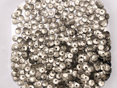 gray-center-hole-flat-circular-plastic-sequins
