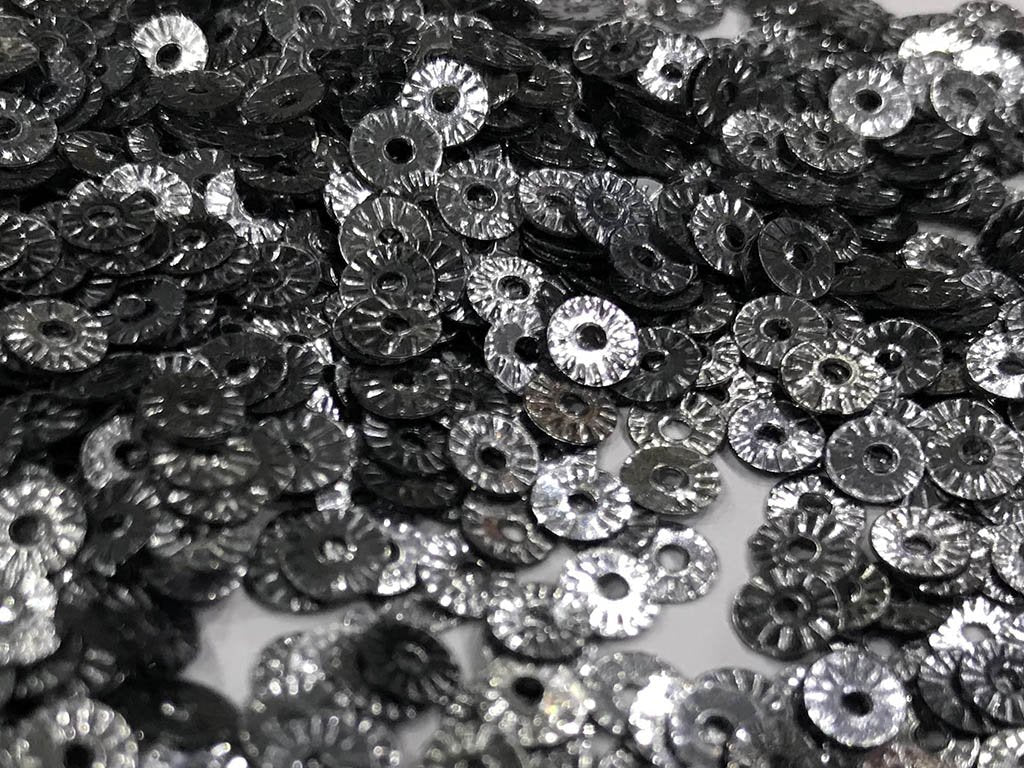 gray-metallic-circular-plastic-sequins