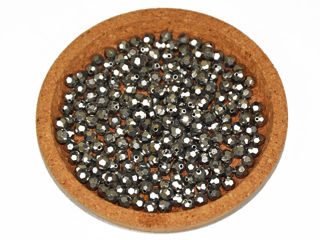 gray-metallic-faceted-spherical-plastic-beads