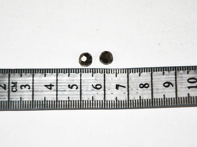 gray-metallic-faceted-spherical-plastic-beads