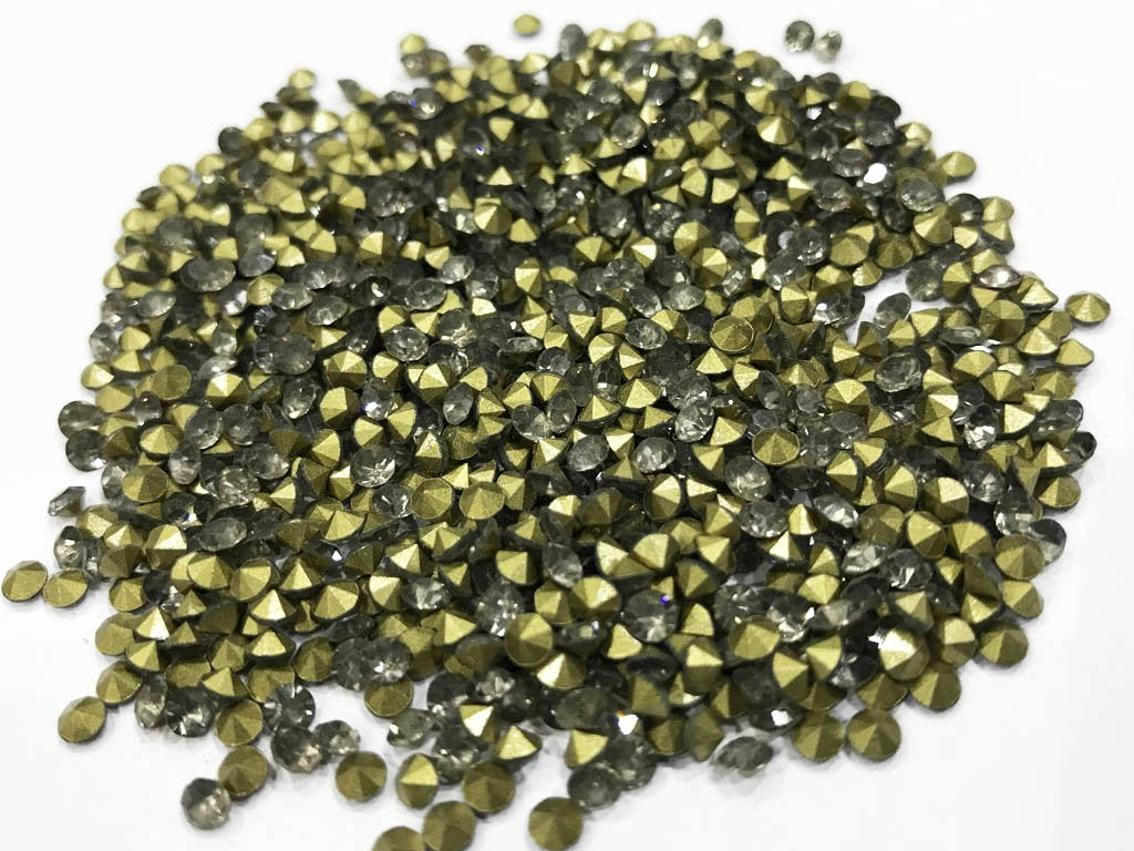 gray-octagonal-zircon-stones