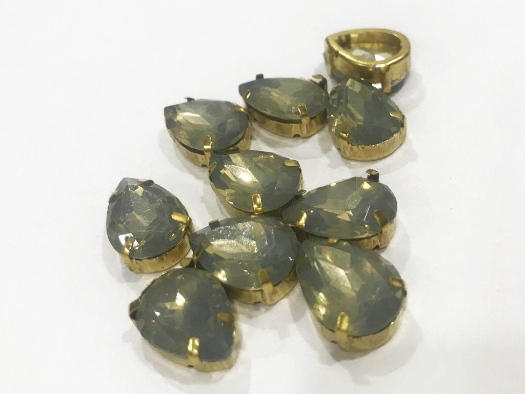 gray-opal-drop-resin-stones-with-catcher-18x13-mm