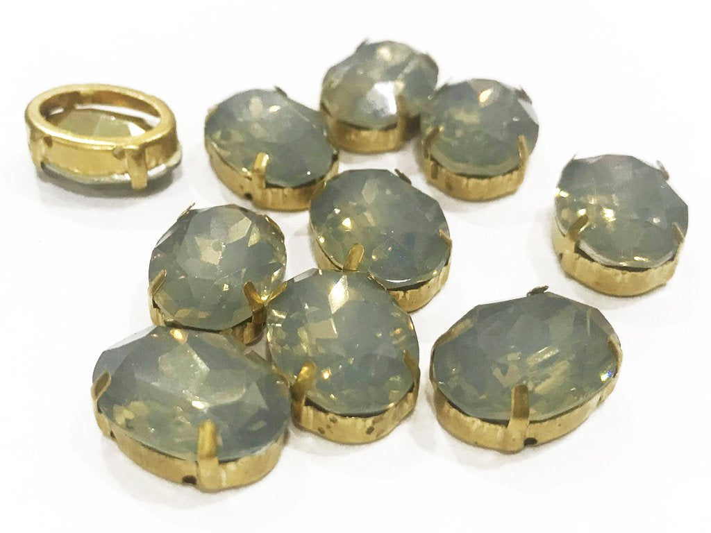 gray-opal-oval-resin-stones-with-catcher-18x13-mm
