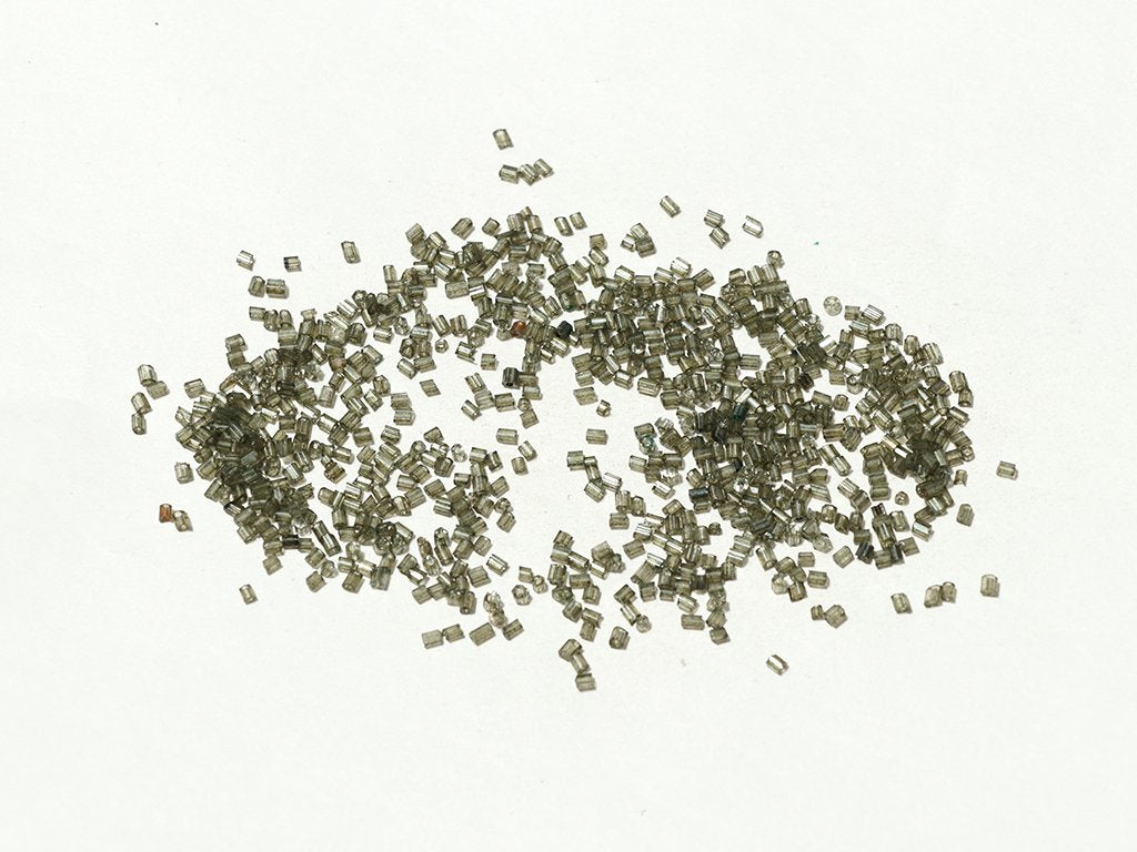 gray-transparent-2-cut-glass-seed-beads-1