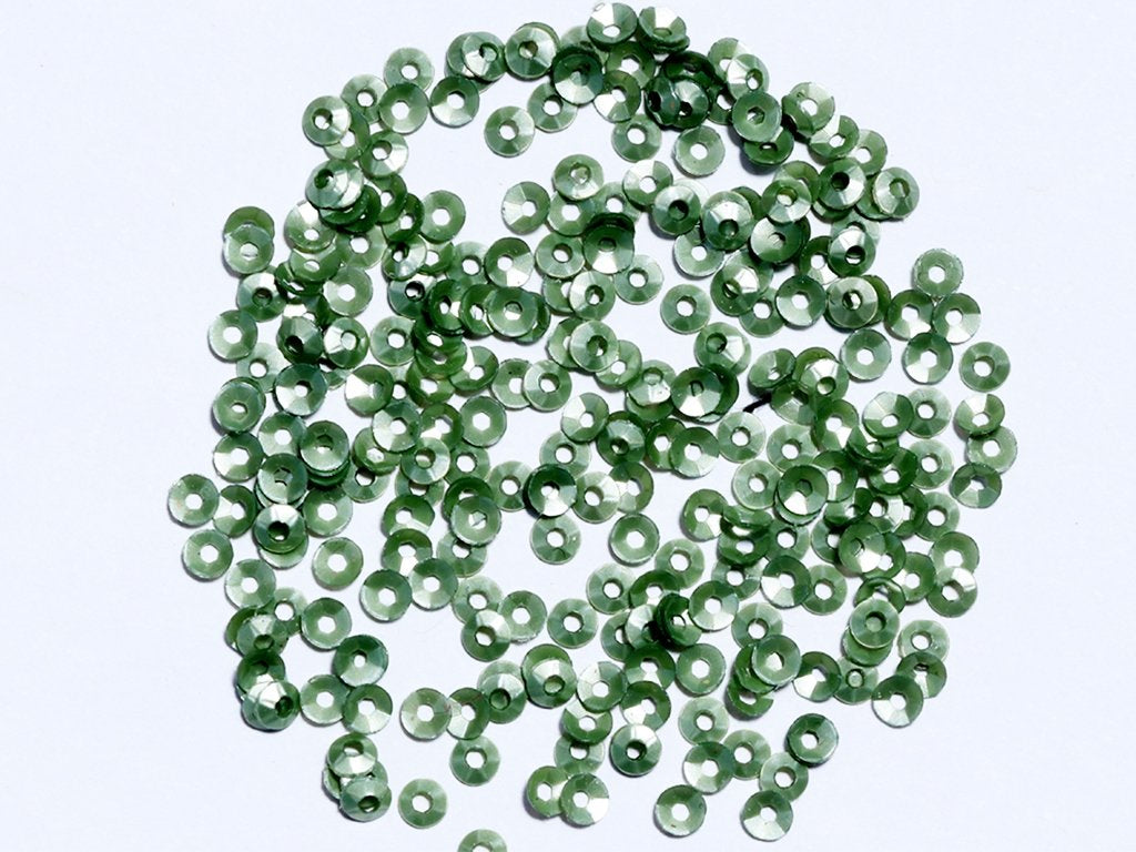 green-center-hole-bowl-plastic-sequins