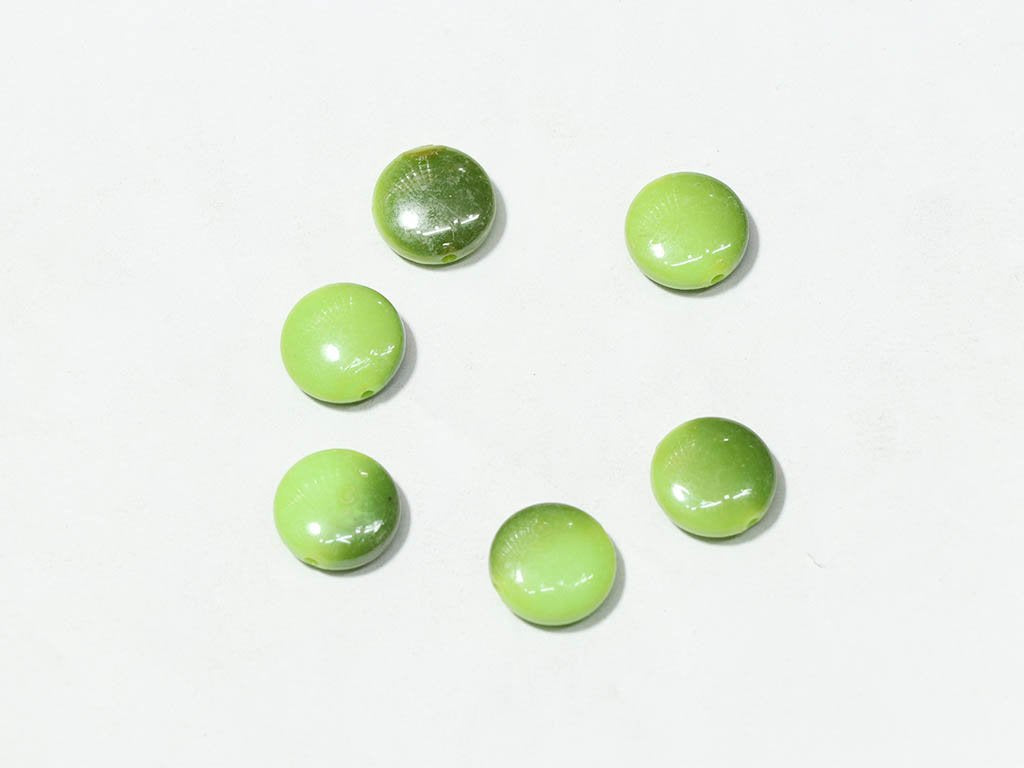 green-designer-circular-plastic-beads-15-mm