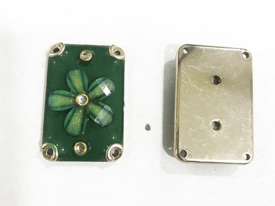 green-enamel-fill-rectangular-plastic-show-buttons-30x20-mm