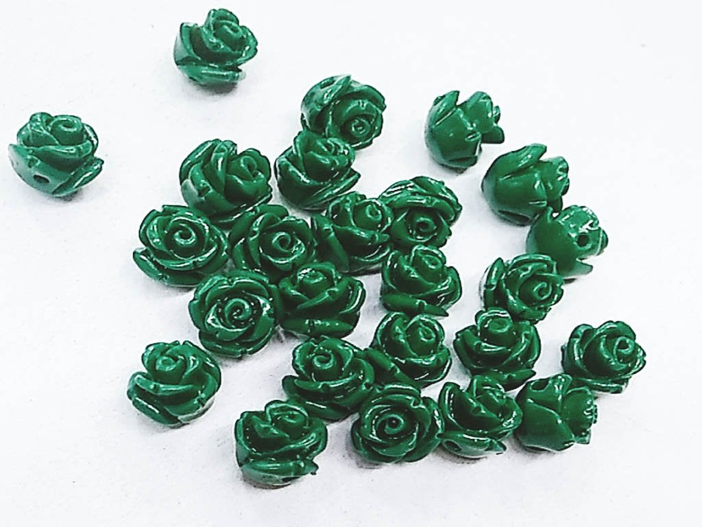 green-flower-plastic-stones-with-hole-8-mm