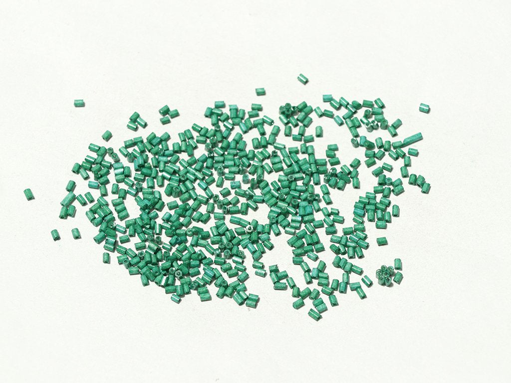 green-opaque-2-cut-seed-beads