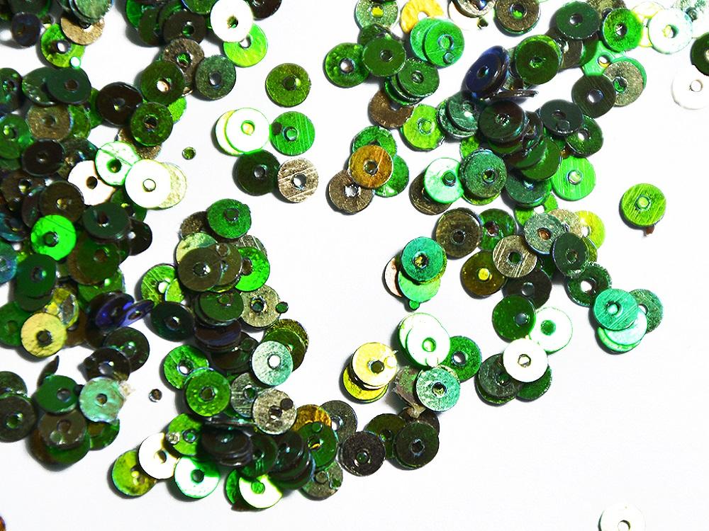 green-rainbow-circular-plastic-sequins