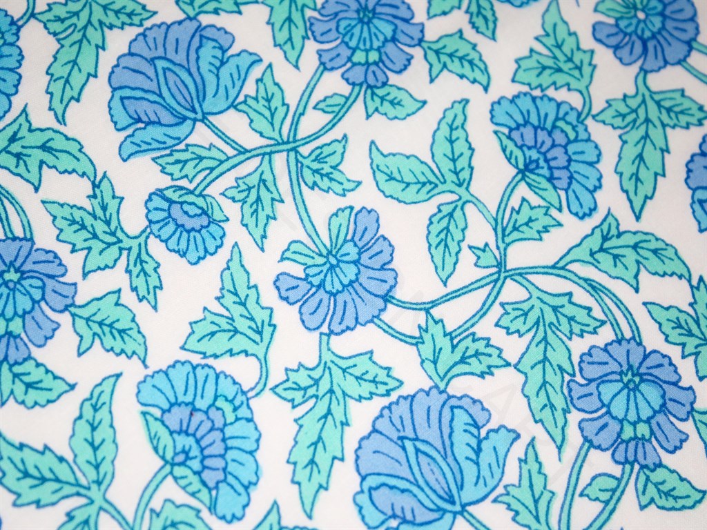 white-turquoise-blue-flowers-cotton-fabric-rp-d67-tbpgt-c