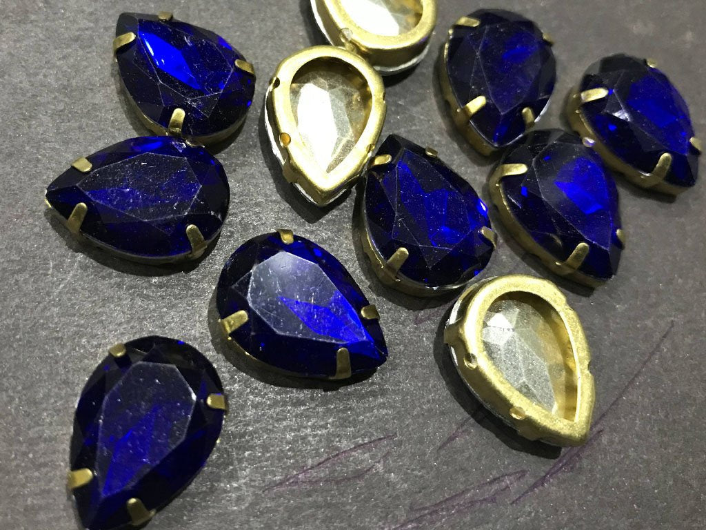 ink-blue-drop-resin-stones-with-catcher-18x13-mm