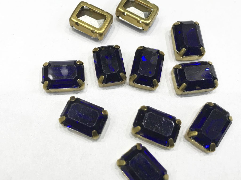 ink-blue-rectangular-resin-stones-with-catcher-14x10-mm