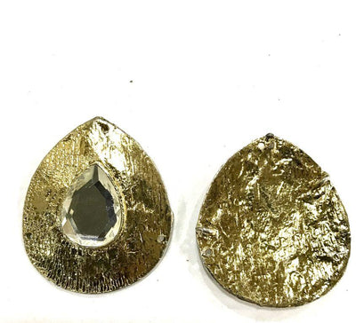 irregular-drop-shaped-metal-piece