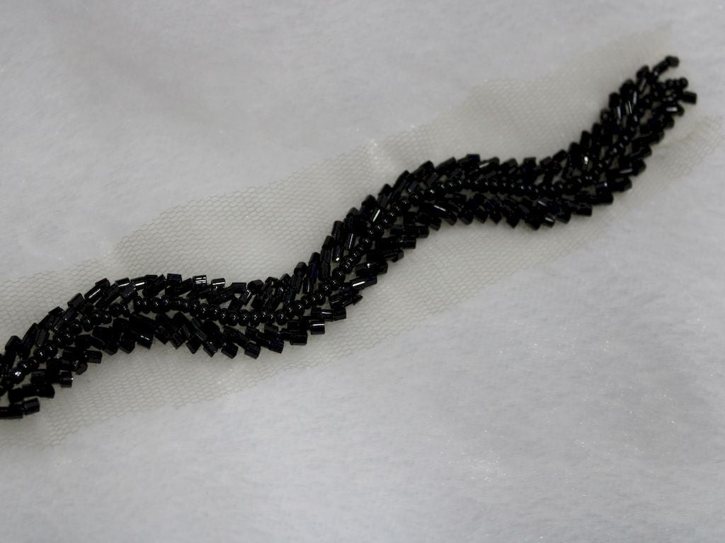 jet-black-cutdana-trim