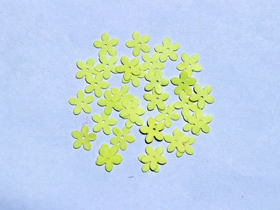 lemon-yellow-centre-hole-flower-plastic-sequins-10-mm