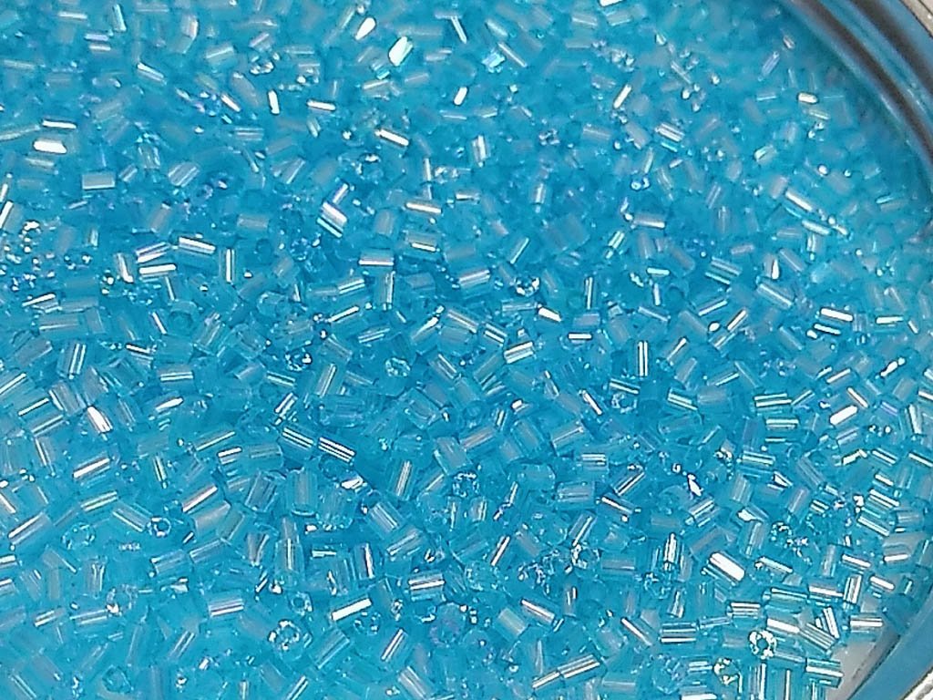light-aqua-blue-transparent-2-cut-glass-seed-beads