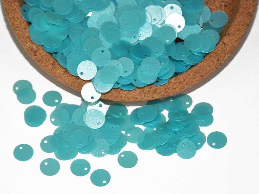 light-blue-circular-1-hole-plastic-sequins