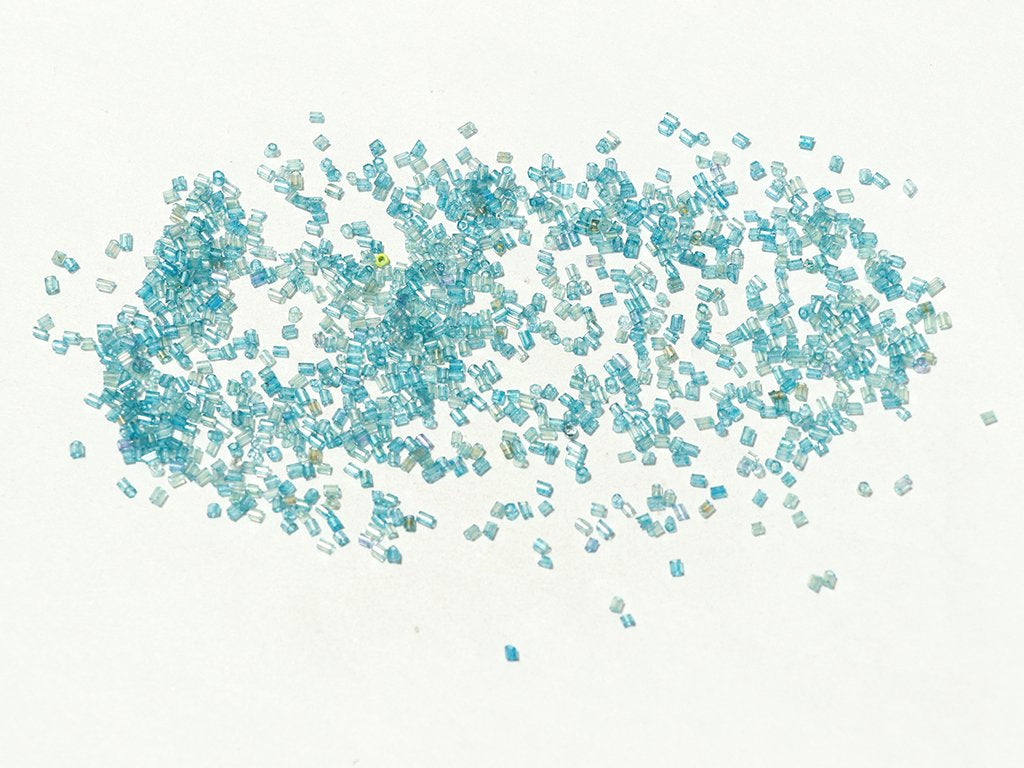light-blue-transparent-2-cut-glass-seed-beads-1