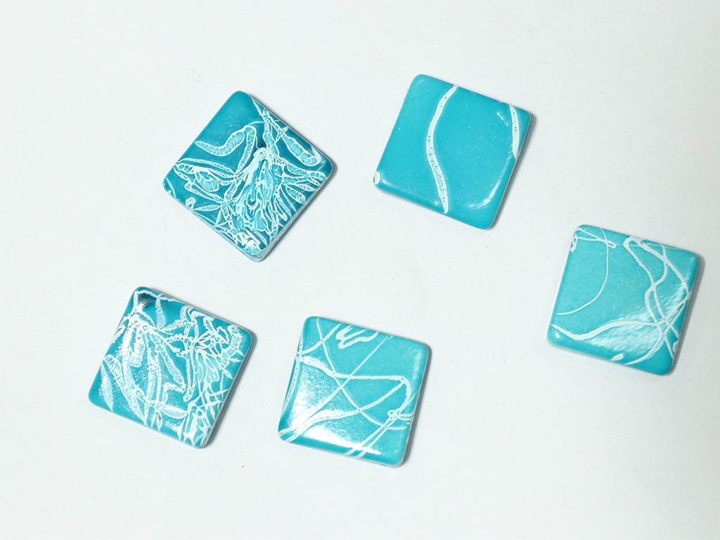 light-blue-white-designer-square-plastic-beads-22x22-mm