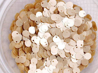 light-golden-1-hole-circular-plastic-sequins