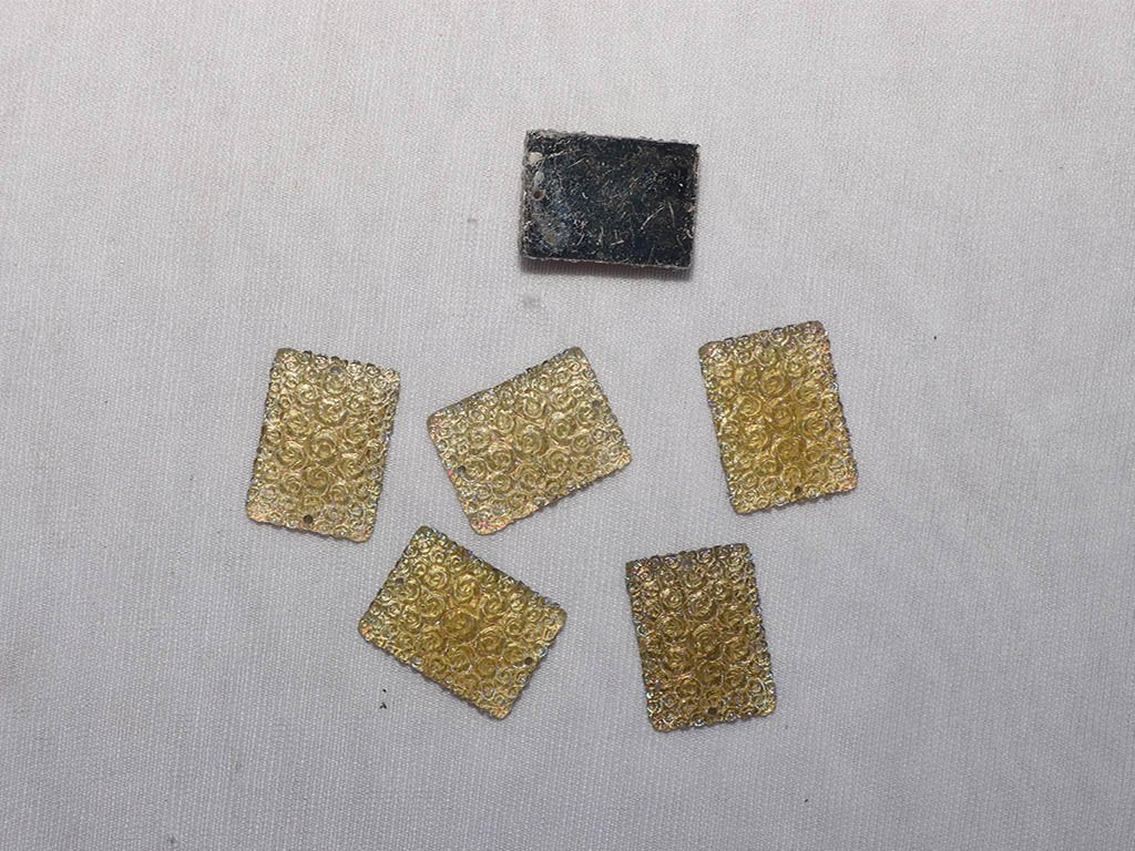 light-golden-designer-rectangular-plastic-stones-18x25-mm