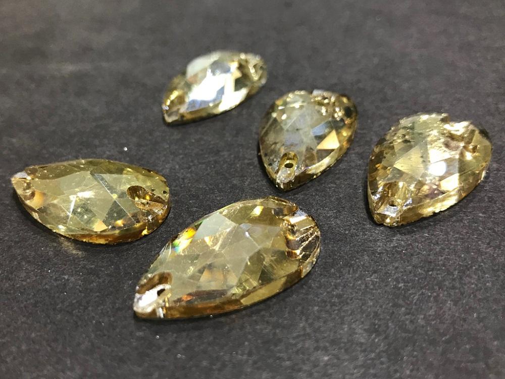 light-golden-drop-glass-stones-28x16-mm