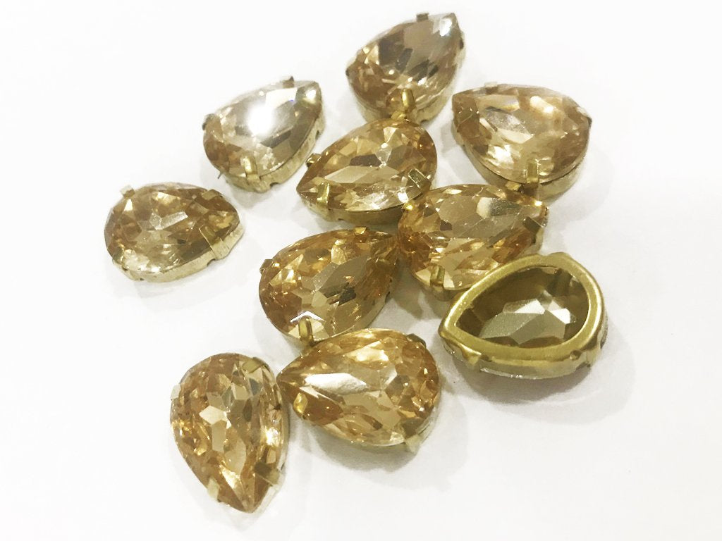 light-golden-opal-drop-resin-stones-with-catcher-18x13-mm