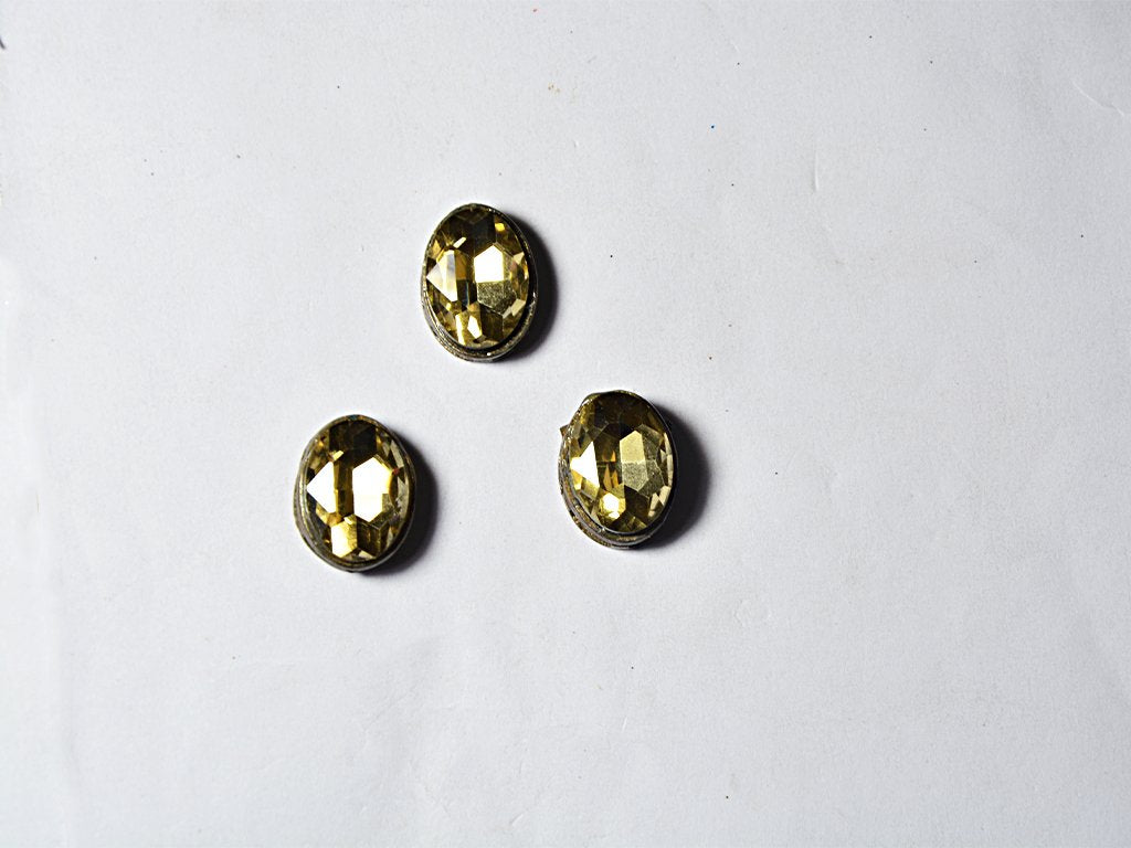 light-golden-oval-glass-stones-with-hook