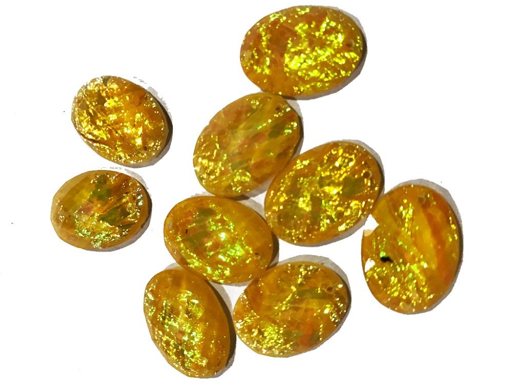 light-golden-oval-zari-plastic-stones-with-foil-18x13-mm
