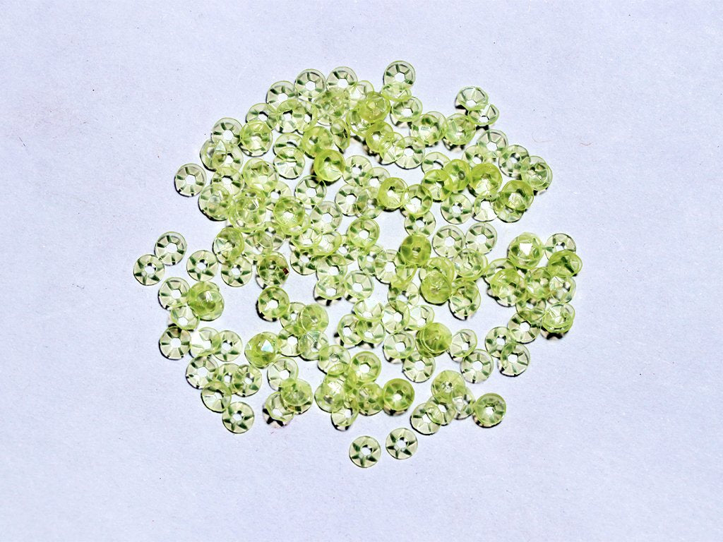 light-gray-centre-hole-bowl-plastic-sequins-5-mm