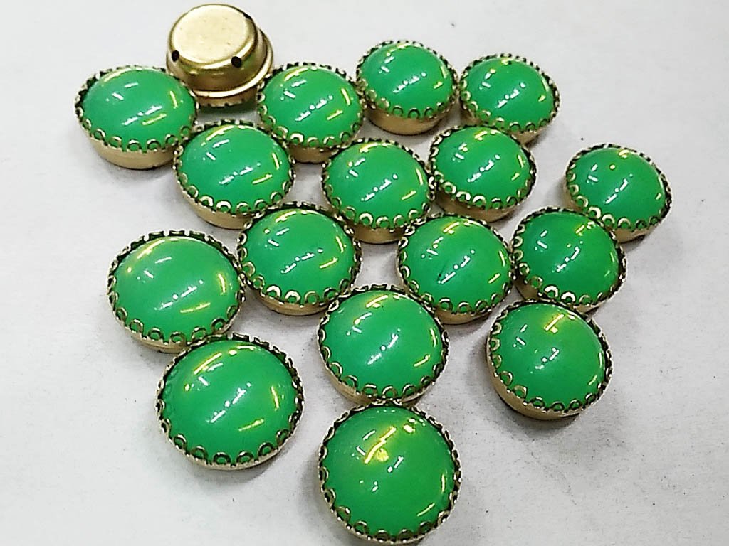 light-green-circular-plastic-stones-with-catcher-12-mm