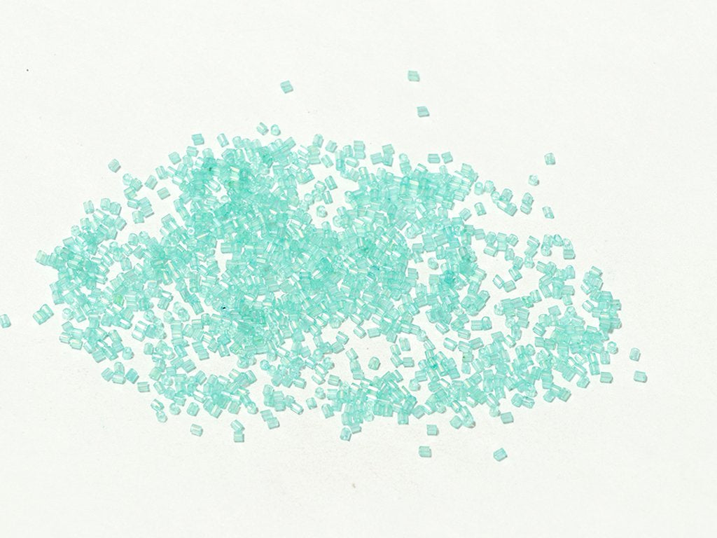 light-green-transparent-2-cut-seed-beads-2-mm