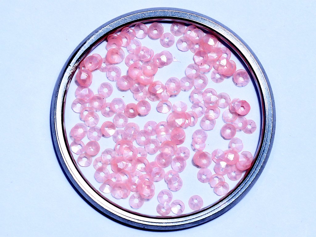light-pink-centre-hole-bowl-plastic-sequins-4-mm