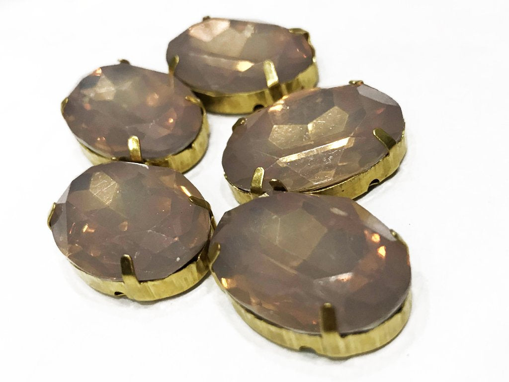 light-purple-opal-oval-resin-stones-with-catcher-25x18-mm