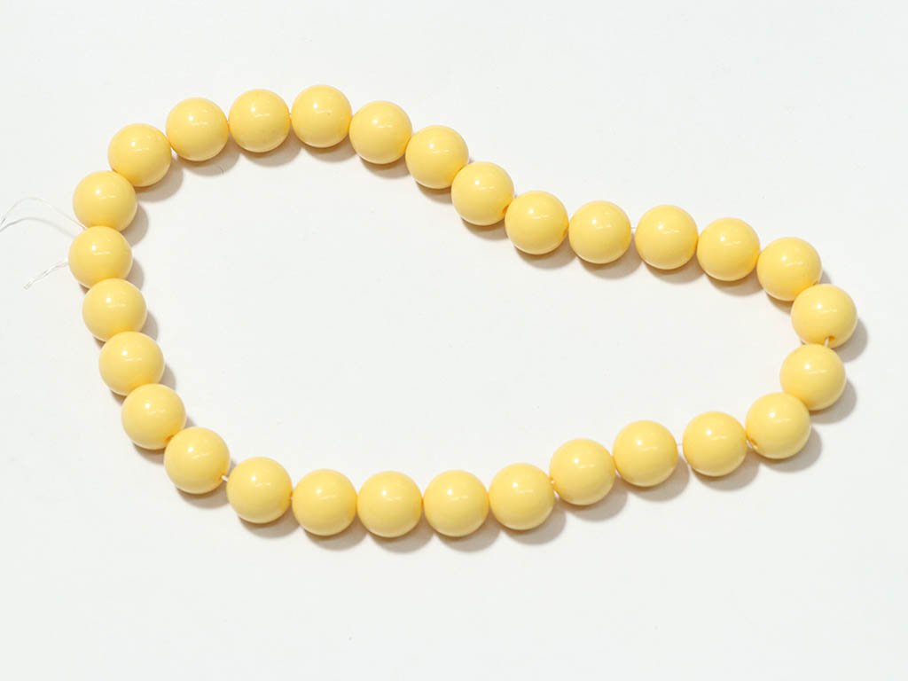 light-yellow-circular-plastic-beads-14-mm