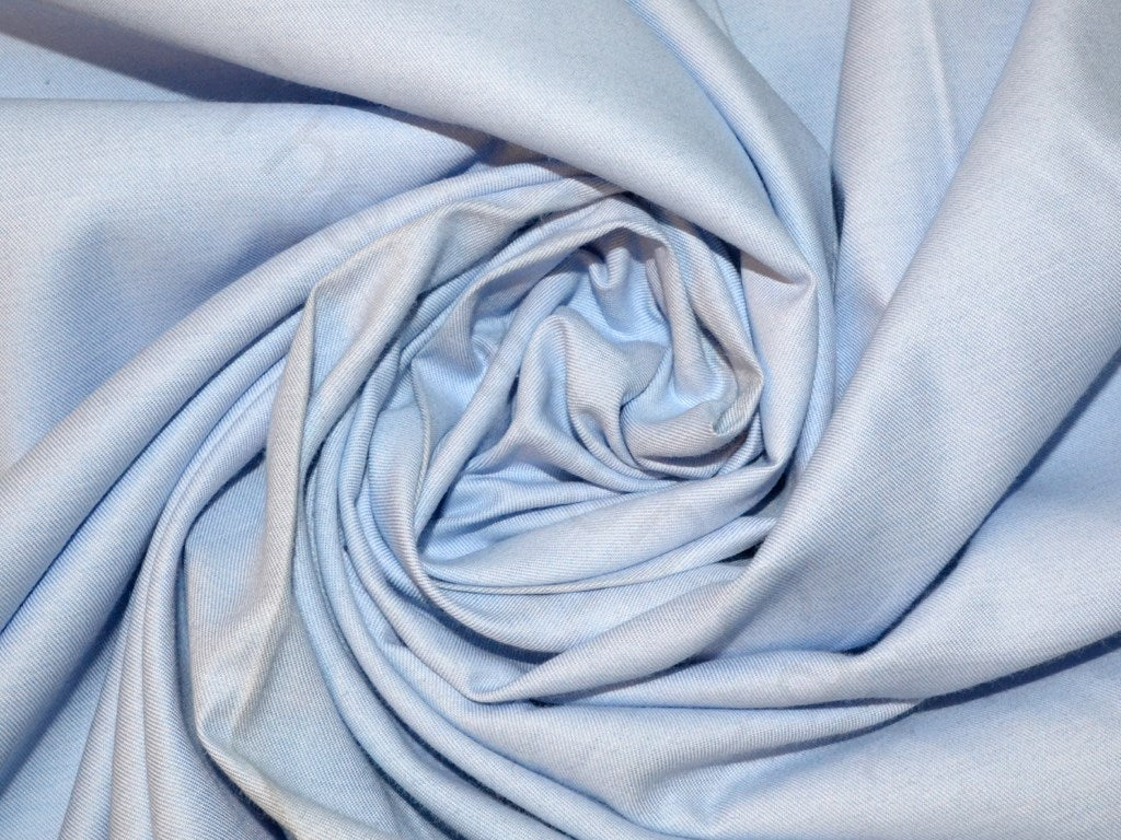 sky-blue-cotton-viscose-chambray-fabric-se-m-29