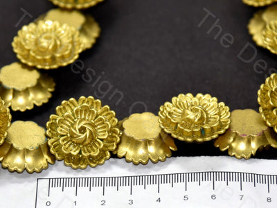 Golden Lily Flower Design Plastic Stones (398354743330)