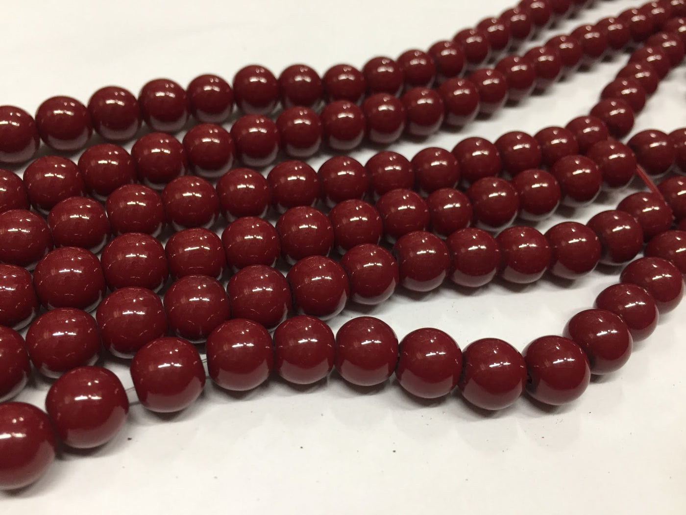 maroon-spherical-glass-beads