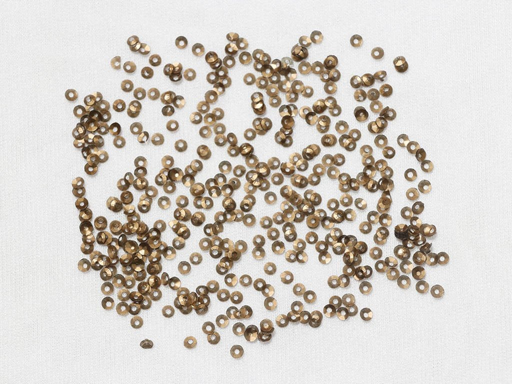 matte-golden-bowl-plastic-sequins-3-mm