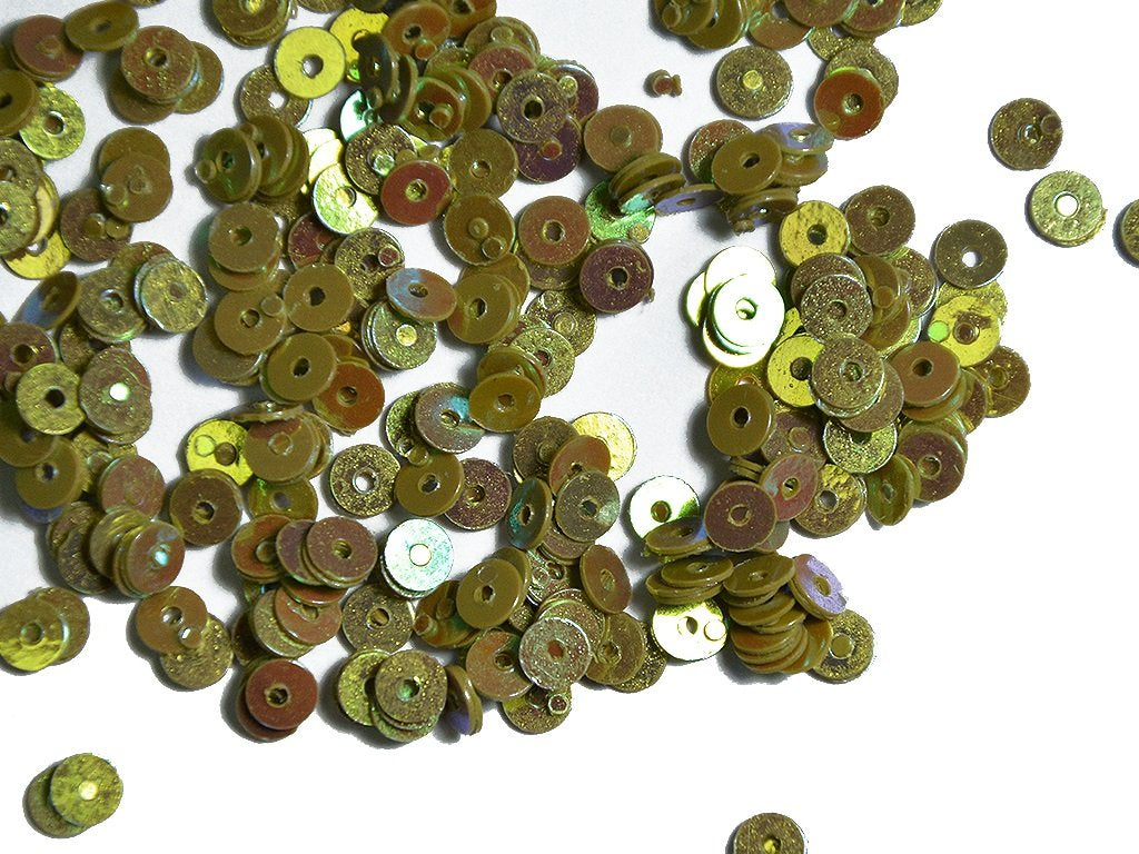 mehendi-green-opaque-circular-plastic-sequins
